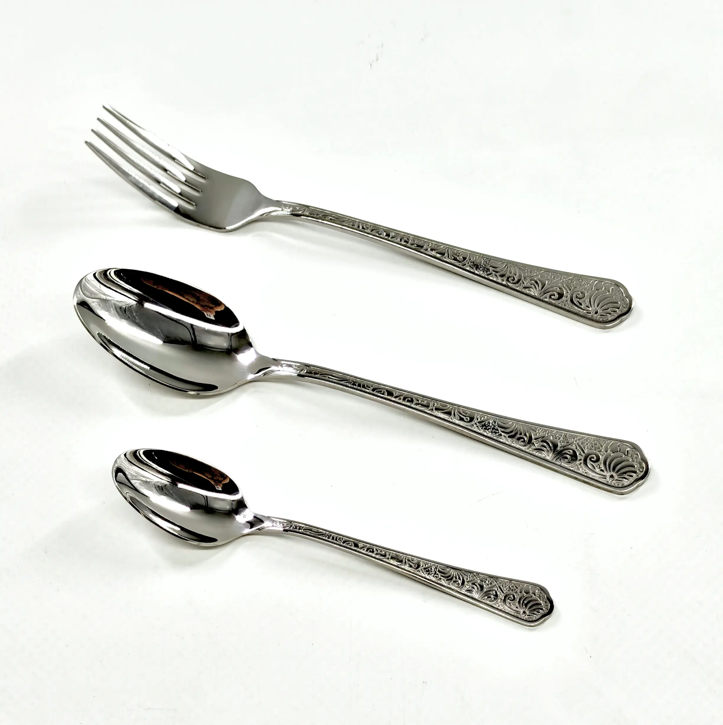 GR-666 36 piece Stainless Steel Cutlery Set